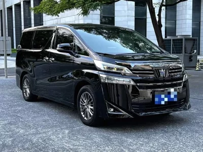 Toyota Crown Wellfire