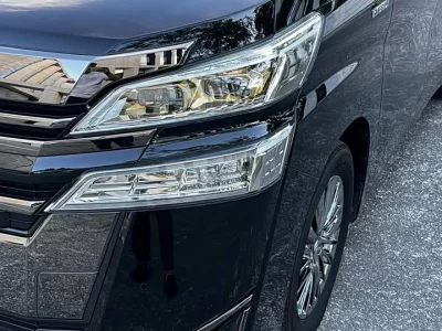 Toyota Crown Wellfire