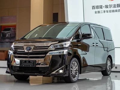Toyota Crown Wellfire