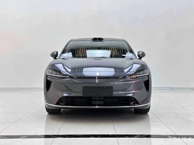 Luxeed R7