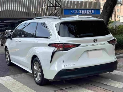 Toyota Sienna SIENNA