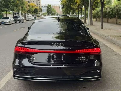 Audi A7L