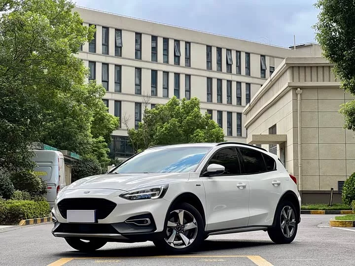 Ford Fox Active