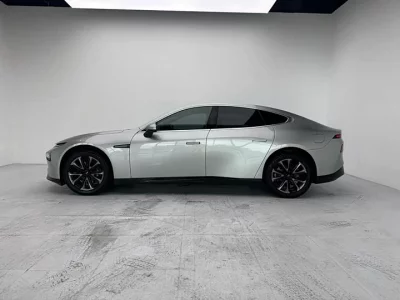 XPeng P7