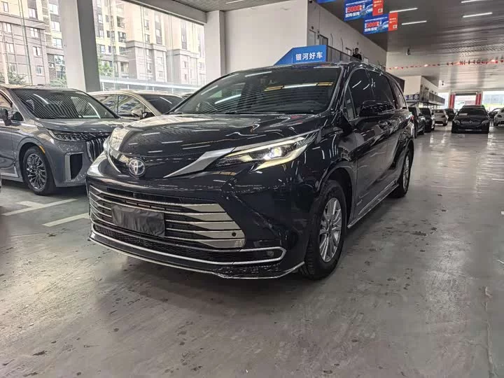Toyota Sienna SIENNA
