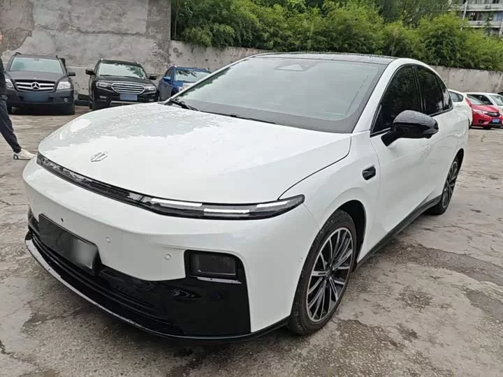 Leapmotor B01