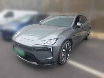 Polestar 4