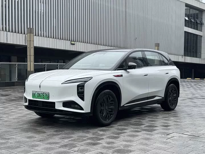 Hongqi Tiangong 08