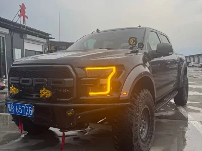 Ford F-150 Raptor