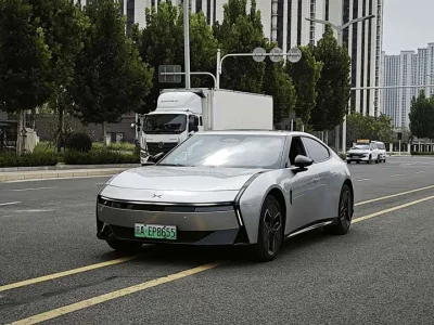 XPeng P7