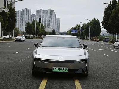 XPeng P7