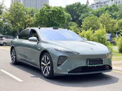 NIO ET7