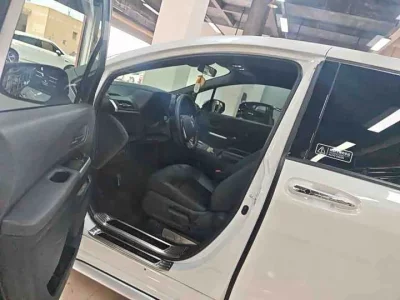 Toyota Granvia