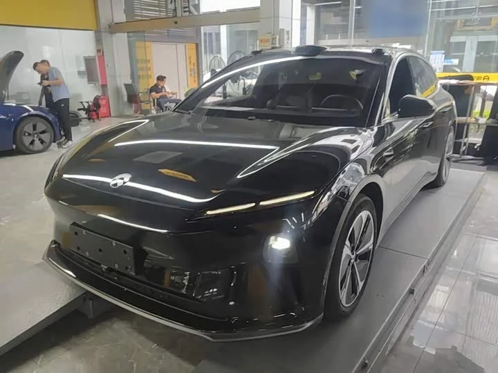 NIO ET5T