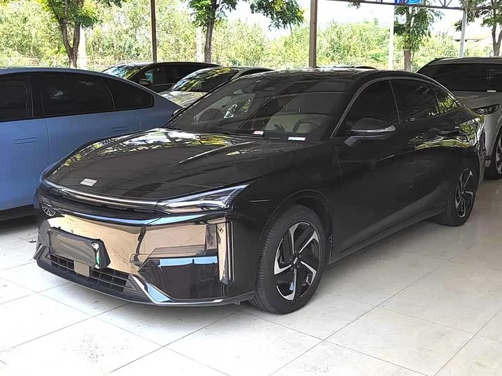 Geely Galaxy L6