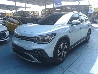 Volkswagen ID.6 CROZZ