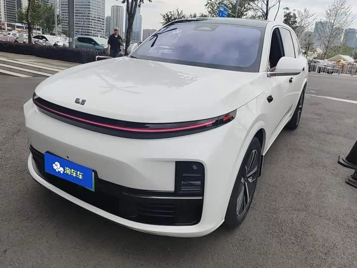 Lixiang L7
