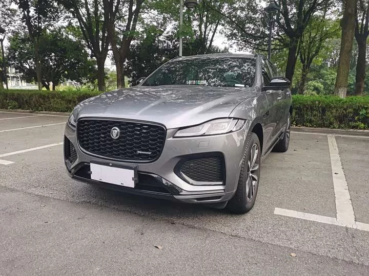 Jaguar F-PACE