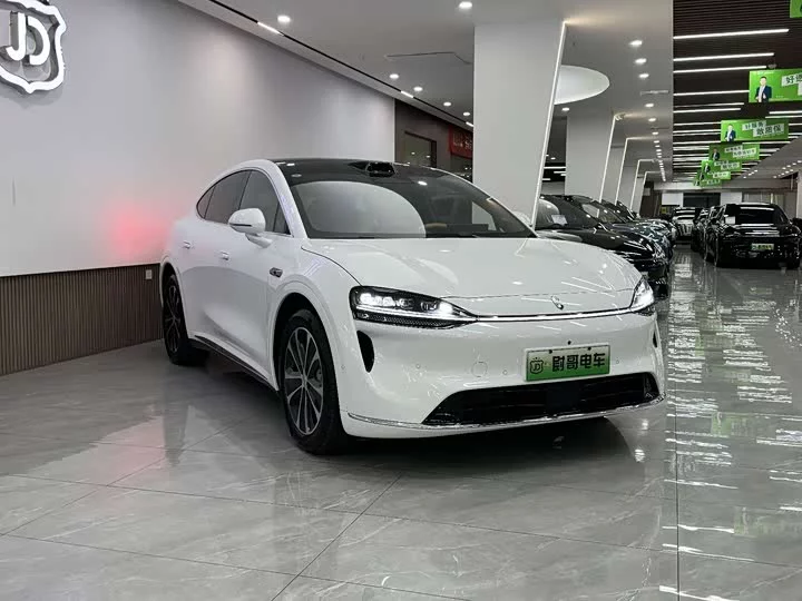 Luxeed R7