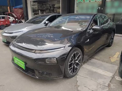 XPeng P7