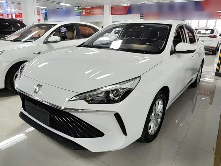 Roewe i5