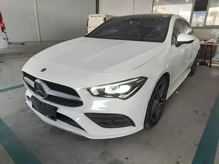 Mercedes-Benz CLA