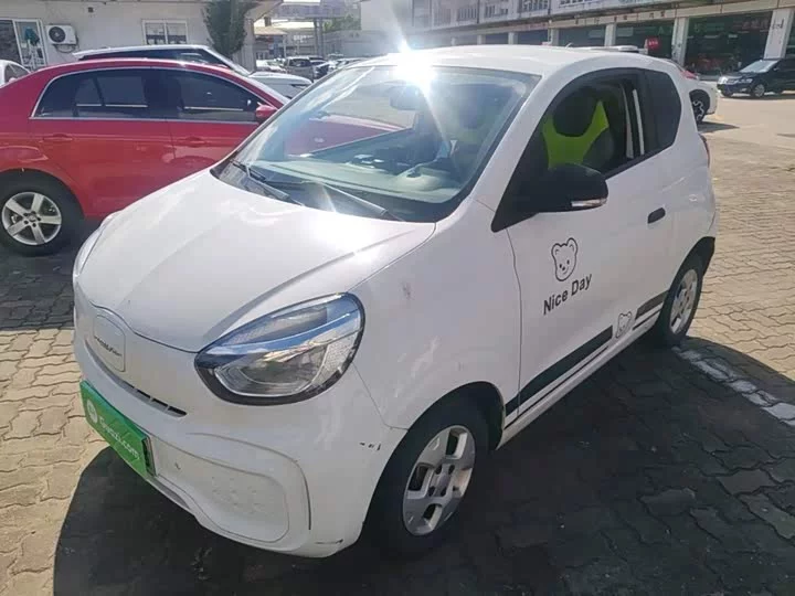 Roewe CLEVER by Colwei