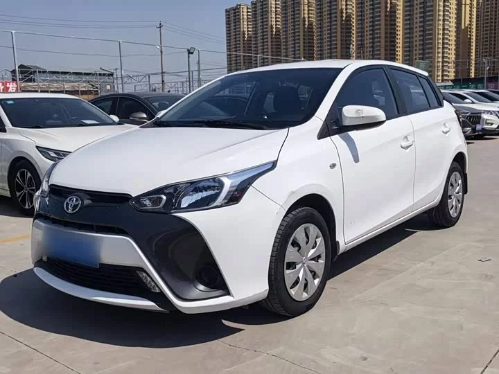 Toyota Yaris L