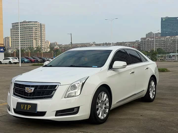 Cadillac XTS