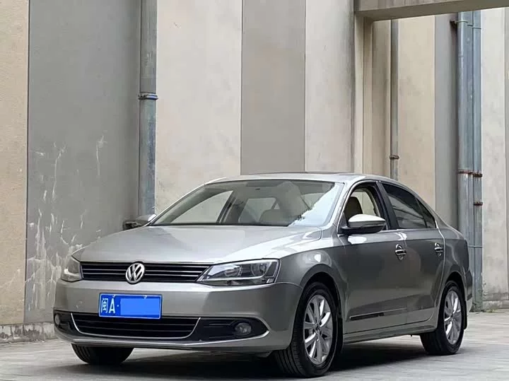 Volkswagen Sagitar