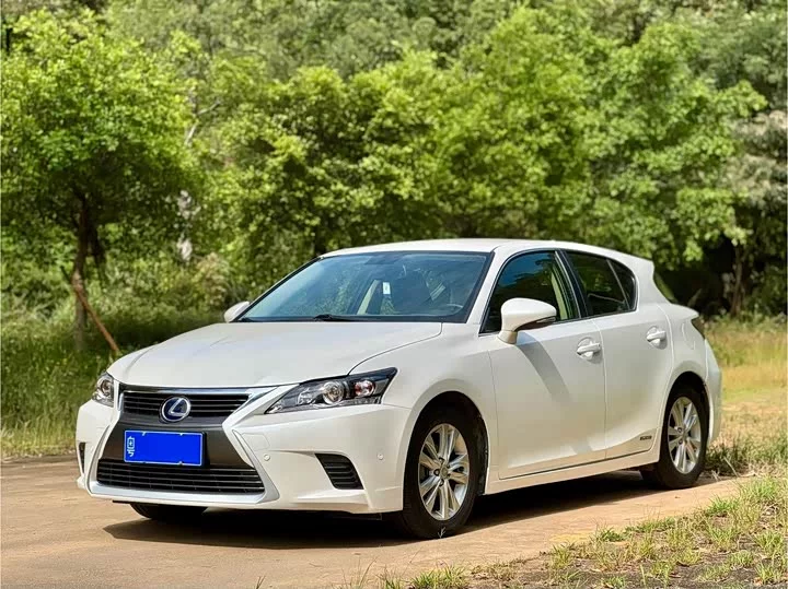Lexus CT