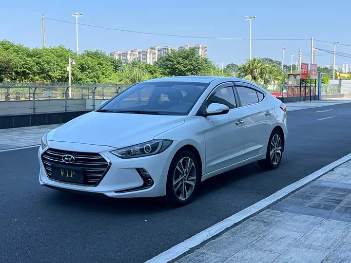 Hyundai Elantra Lingdong