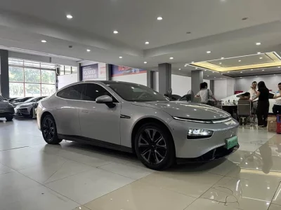 XPeng P7