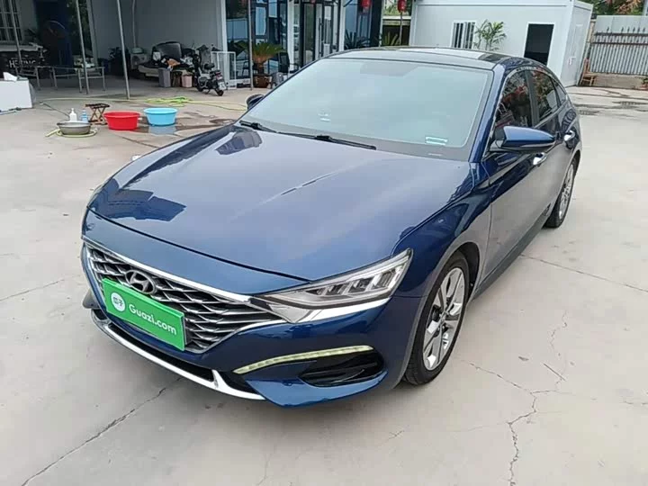 Hyundai Lafesta