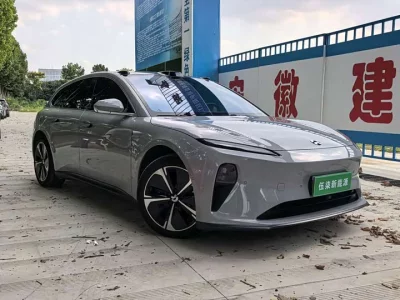 NIO ET5T