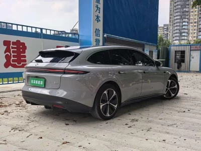 NIO ET5T