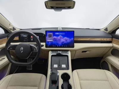 AITO M5