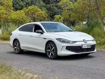 Volkswagen Lamando