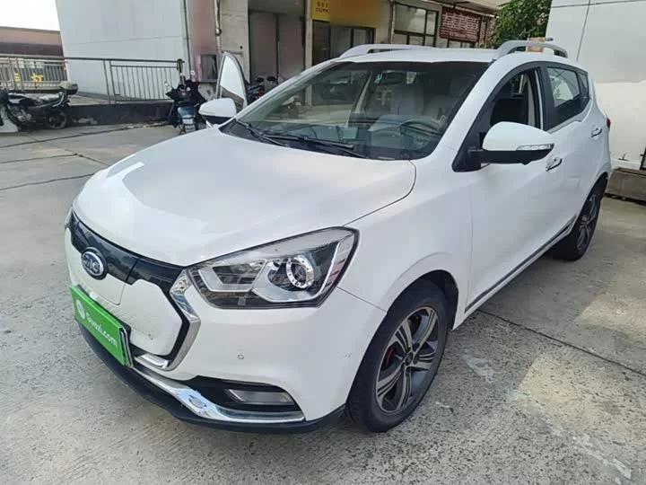 JAC iEV7S