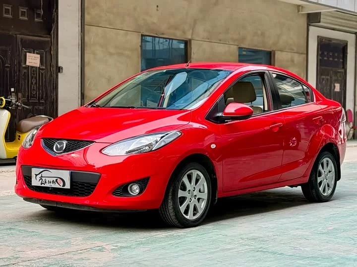 Mazda 2