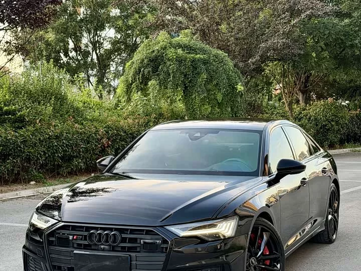 Audi S6