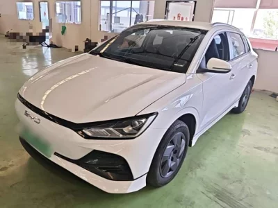 BYD e2