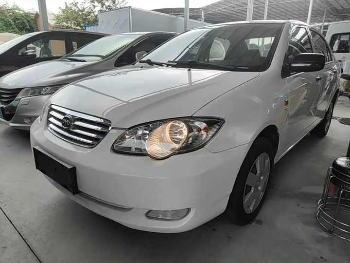 BYD F3
