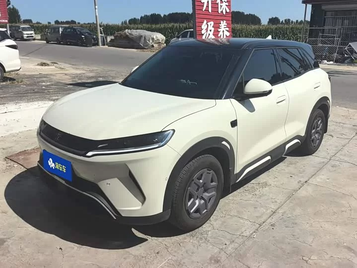 BYD Yuan UP