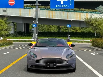 Aston Martin DB11, 2022 — купить с доставкой из Китая