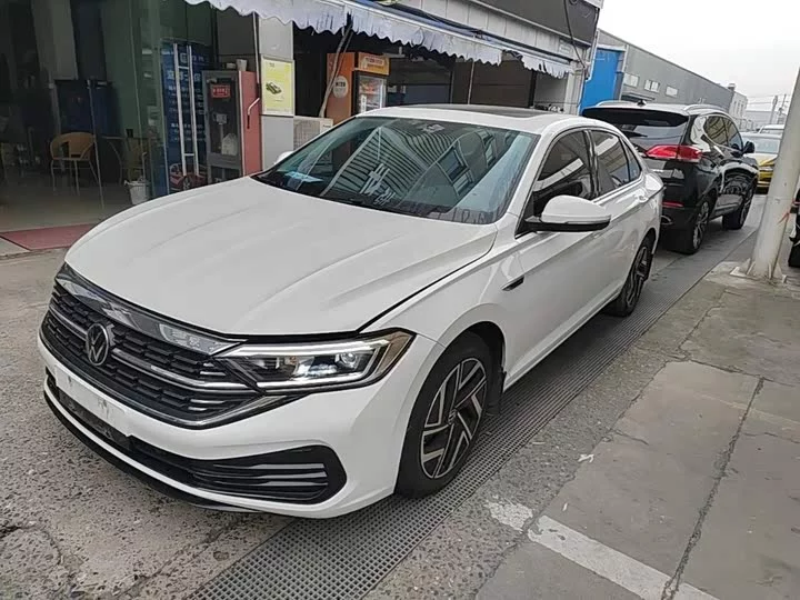 Volkswagen Sagitar