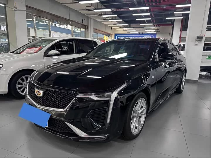 Cadillac CT4