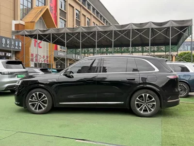 AITO M7