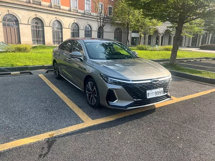 Chery Arrizo 8