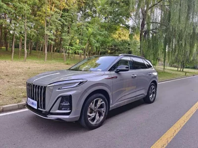 Hongqi HS3